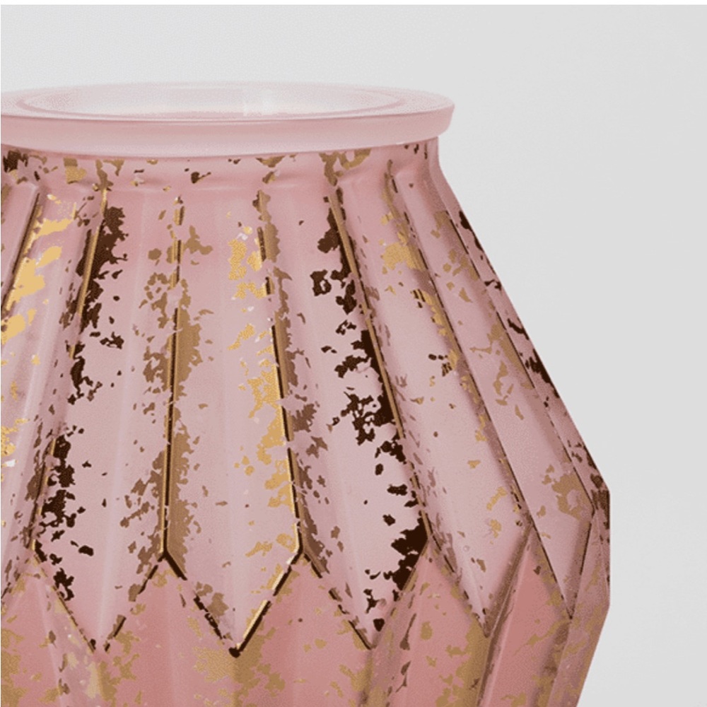 Retired Scentsy mirrored rose warmer NIB
